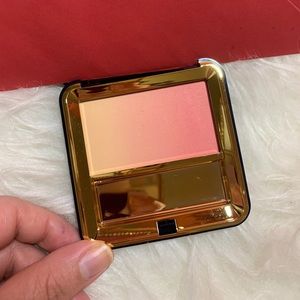 Estée Lauder Peach Nuance Blush